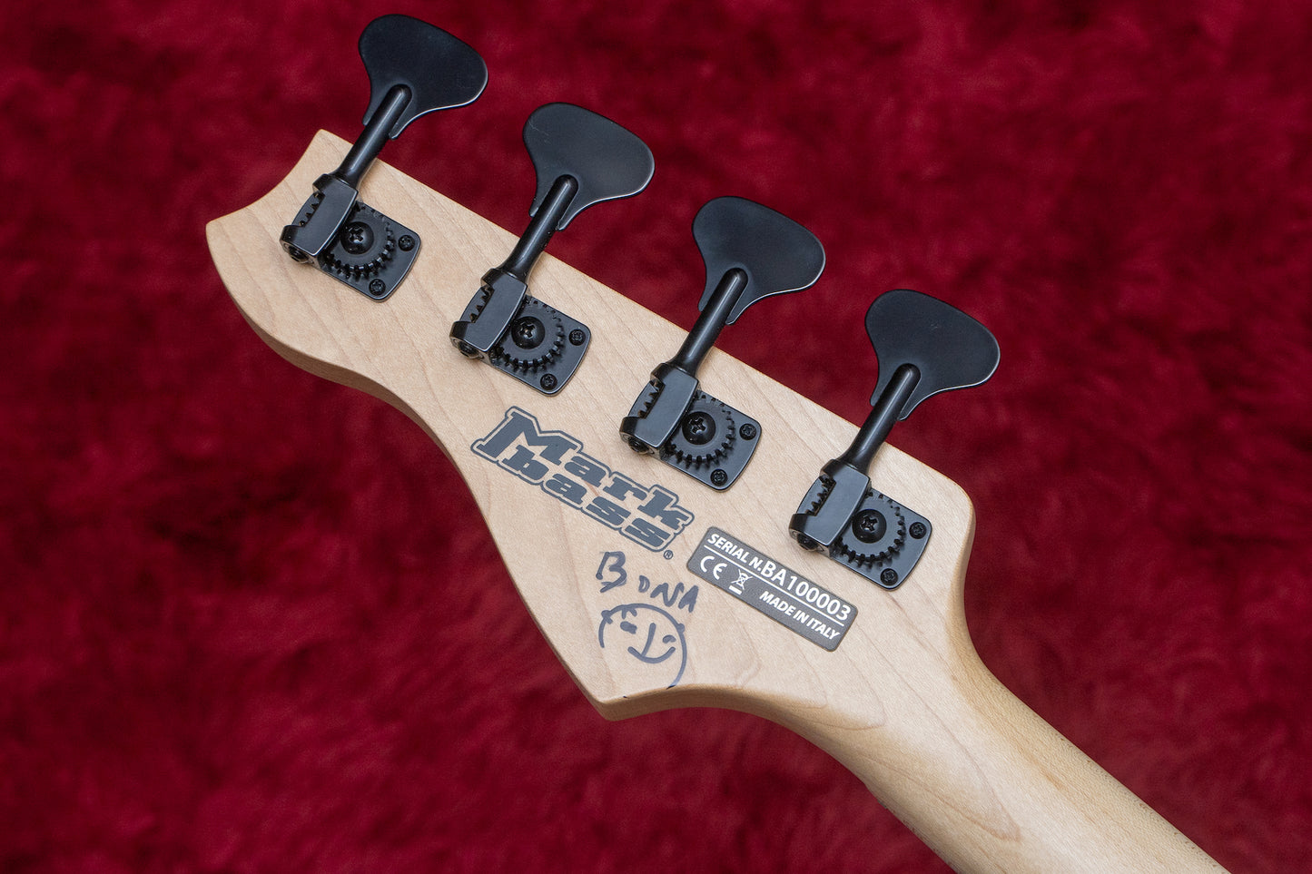 【outlet】Markbass / MB KIMANDU 4 MAK-B/KMD4/B-M GR 3.890kg #BA100003【GIB Yokohama】