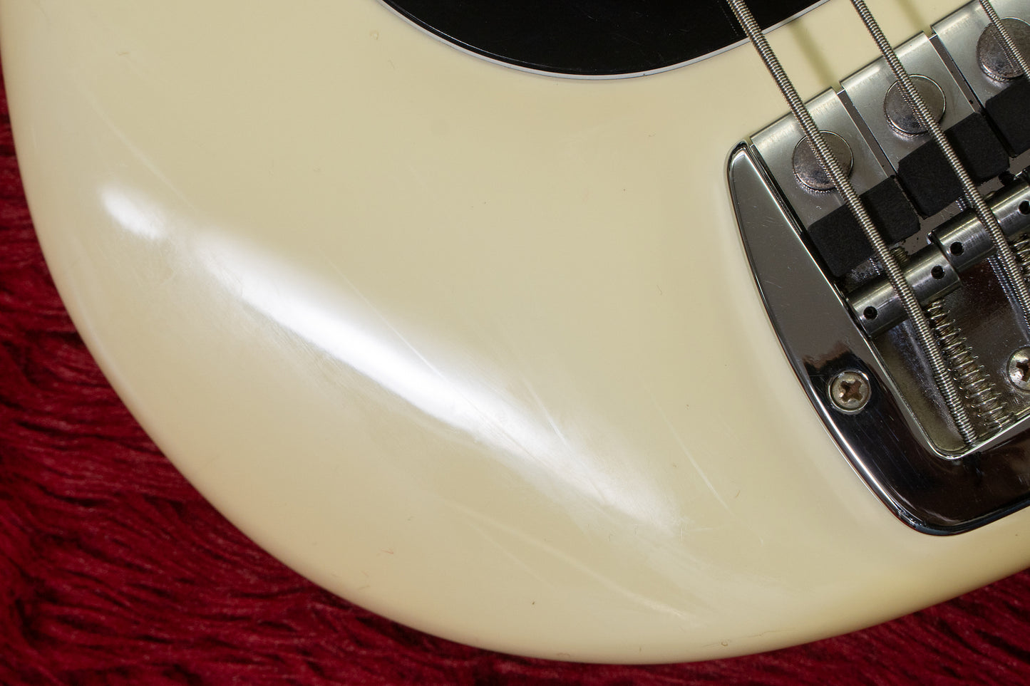 【used】Music Man / Pre Ernie Sabre Bass white 1980 4.785kg #C005479【Consignment 】【GIB Yokohama】