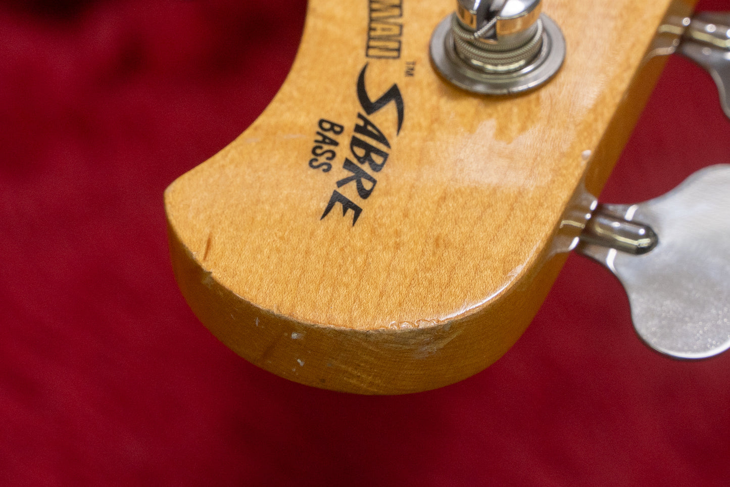 【used】Music Man / Pre Ernie Sabre Bass white 1980 4.785kg #C005479【Consignment 】【GIB Yokohama】