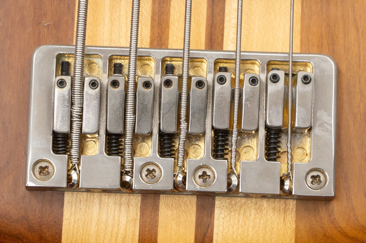 [used] no bland / 5strings bass 4.675kg [Yokohama]