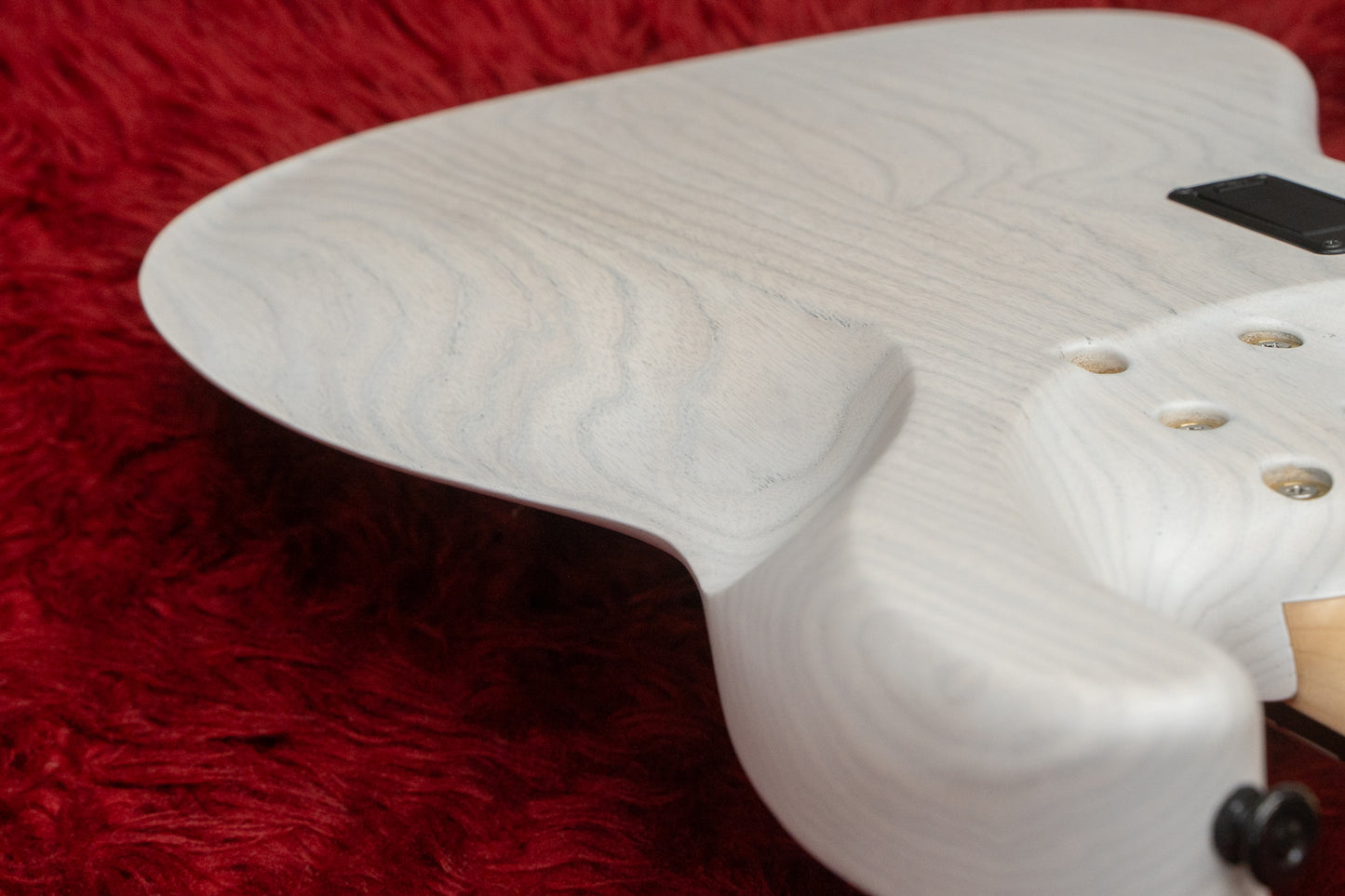 【outlet】RUNT GUITARS / Hucho4 Standard 4.170kg【GIB Yokohama】