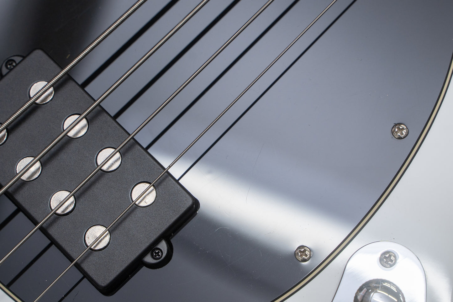 【used】Sterling by MUSIC MAN / S.U.B. Series Ray4 White 4.265kg #B052513【GIB Yokohama】