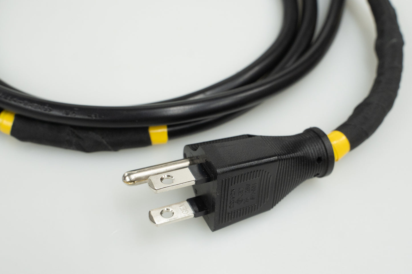 【used】THE NUDE CABLE / 電源ケーブルD-TUNE PRO MODEL- 1.8m【GIB Yokohama】