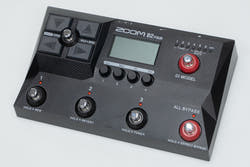 【中古】Zoom / B2 FOUR【GIB Yokohama】
