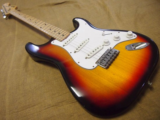 SUZUKI SUPER SOUNDS Stratocaster