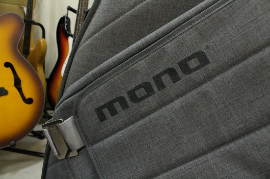 Acoustic guitar for MONO gig bag