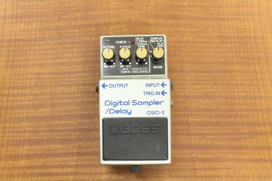 Boss DSD-2 Digital Delay Sampler Pedal | Reverb