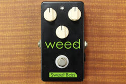 It is recommended for the bassist who is the main war place of pop