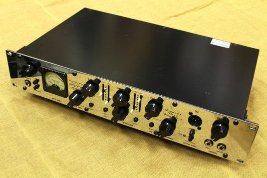 Sound pressure that is pushed out with a three-dimensional sound image