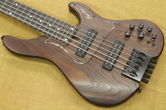 One-point thing that does not exist in normal lines