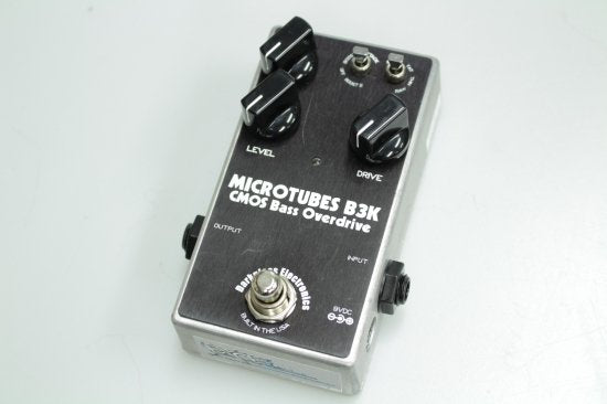 Filent effects pedal for bassists