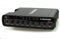 Very lightweight D-class amplifier