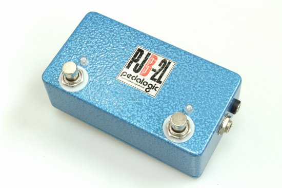 Pedalogic (WAXX) loop box that looks like the world