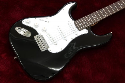 Outlet products with small strips on the body top