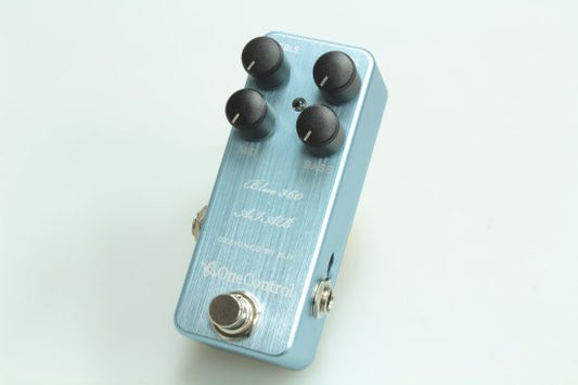Preamplifier with ACOUSTIC 36 motif