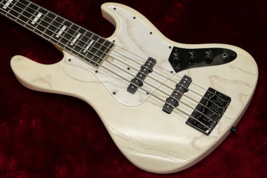 Bacchus Flagship Model