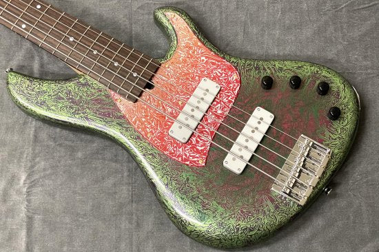 This model is OVE with more modern arrangements with jazz based and motif