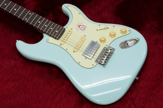 Adopted roasted maple to neck