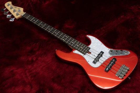 It is easy to play, no sound is bad