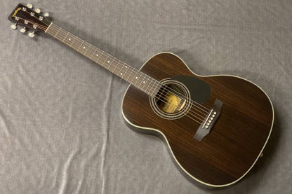 Acoustic guitar brand based in Nagano Prefecture