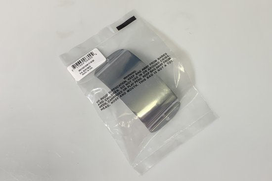 [NEW] Fender / Precision Bass Chrome Pickup Cover Plate 10116070 [Yokohama Store]