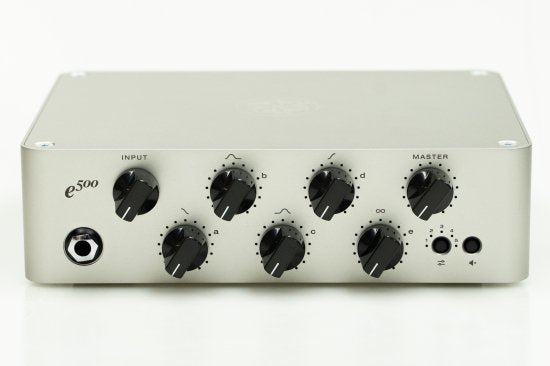 Switch the preset with the physical button to make a sound