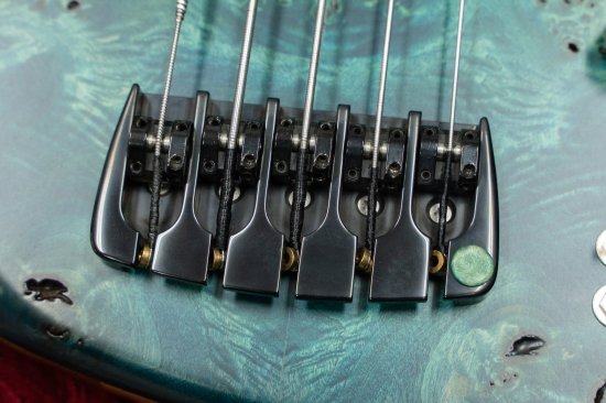 [new]Capurso Guitars / Sniper Deluxe Fretless 5 strings 3.97kg [yokohama store]