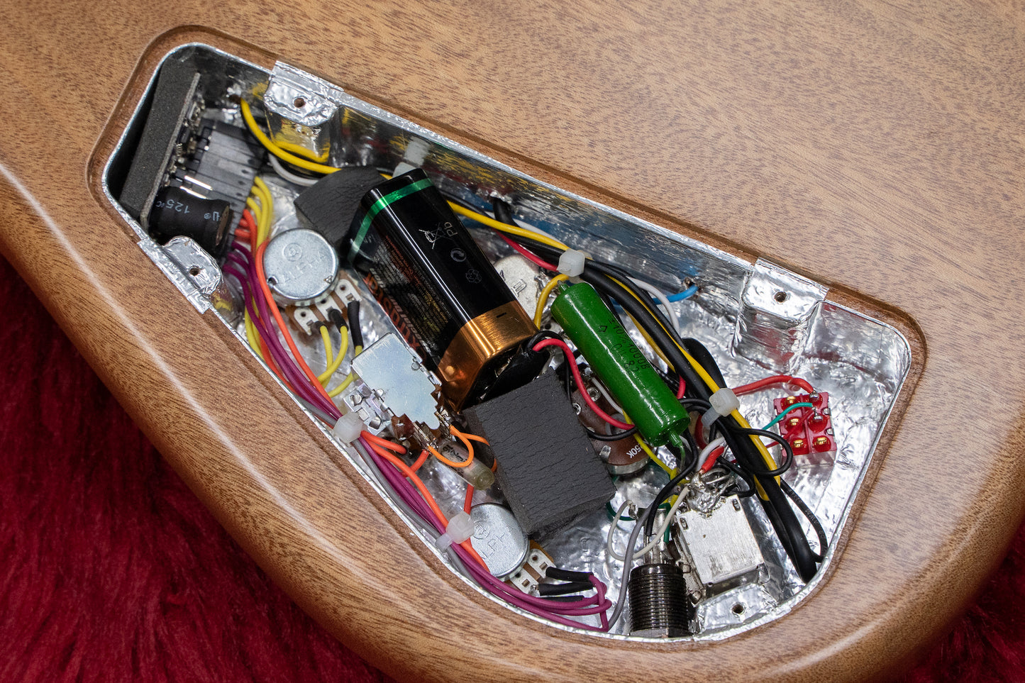 [new] Capurso Guitars / Georgius Deluxe 5 strings #2020009 3.95kg [Hyogo store]