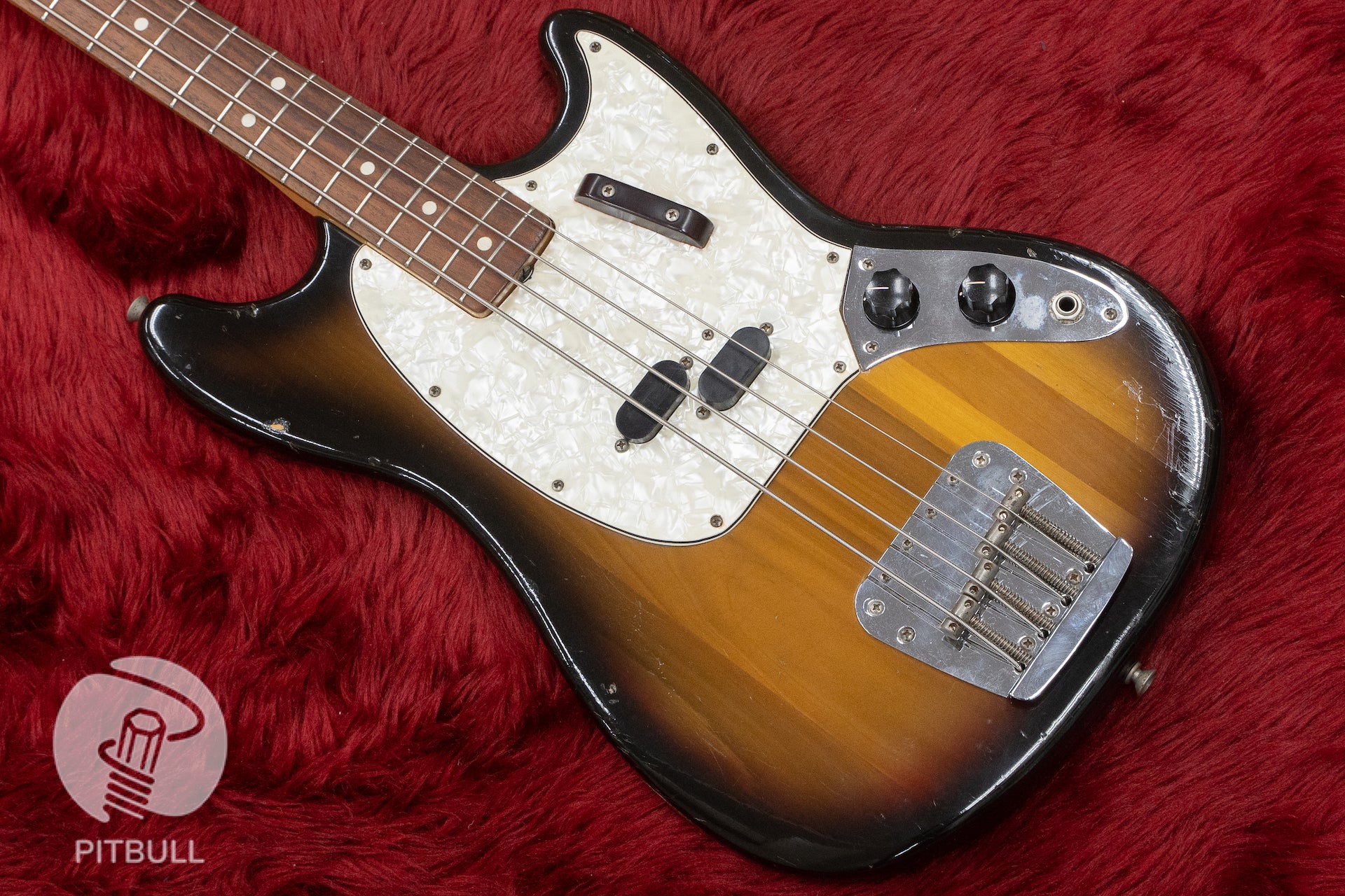 ムスタングベース Fender '68 Mustang Bass（ビンテージ）【楽器検索デジマート】