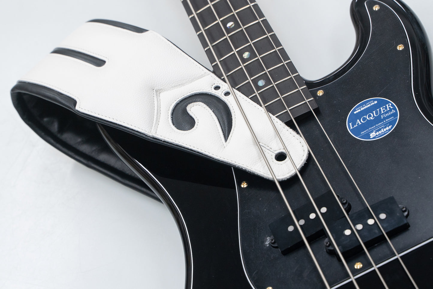 [new] ROSI? / ROSIE straps Limited Collection B&W White with Black details 4.0inch [Yokohama-store]