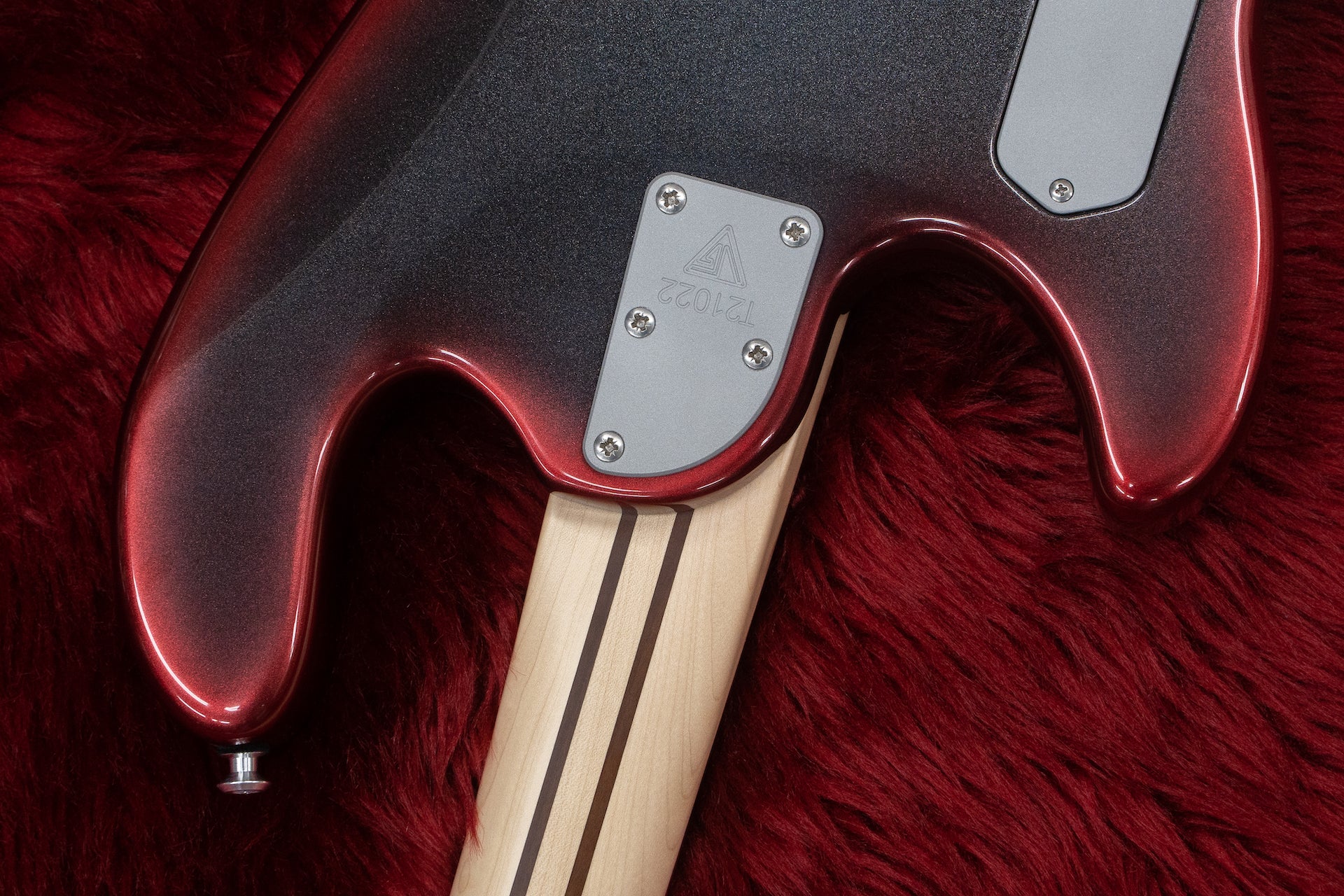 new】Valiant Guitars / TNT-4 WILD FLOWERS 4.12kg【GIB 橫濱