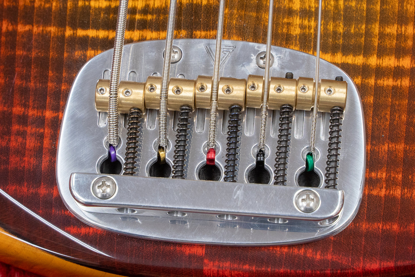 [new] Valiant Guitars / TNT-5 red 4.115kg [Yokohama-store]