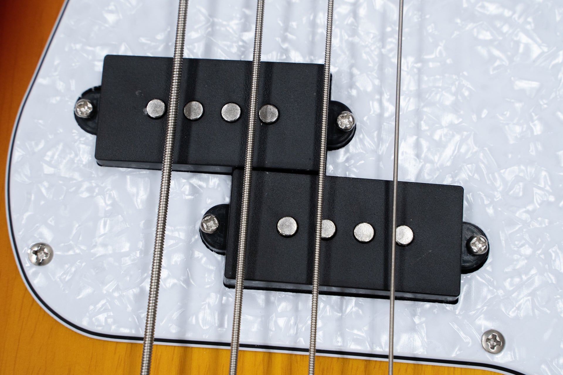 new】woofy basses / Pup4 Sunburst【GIB Hyogo】 – Bass Shop Geek IN Box